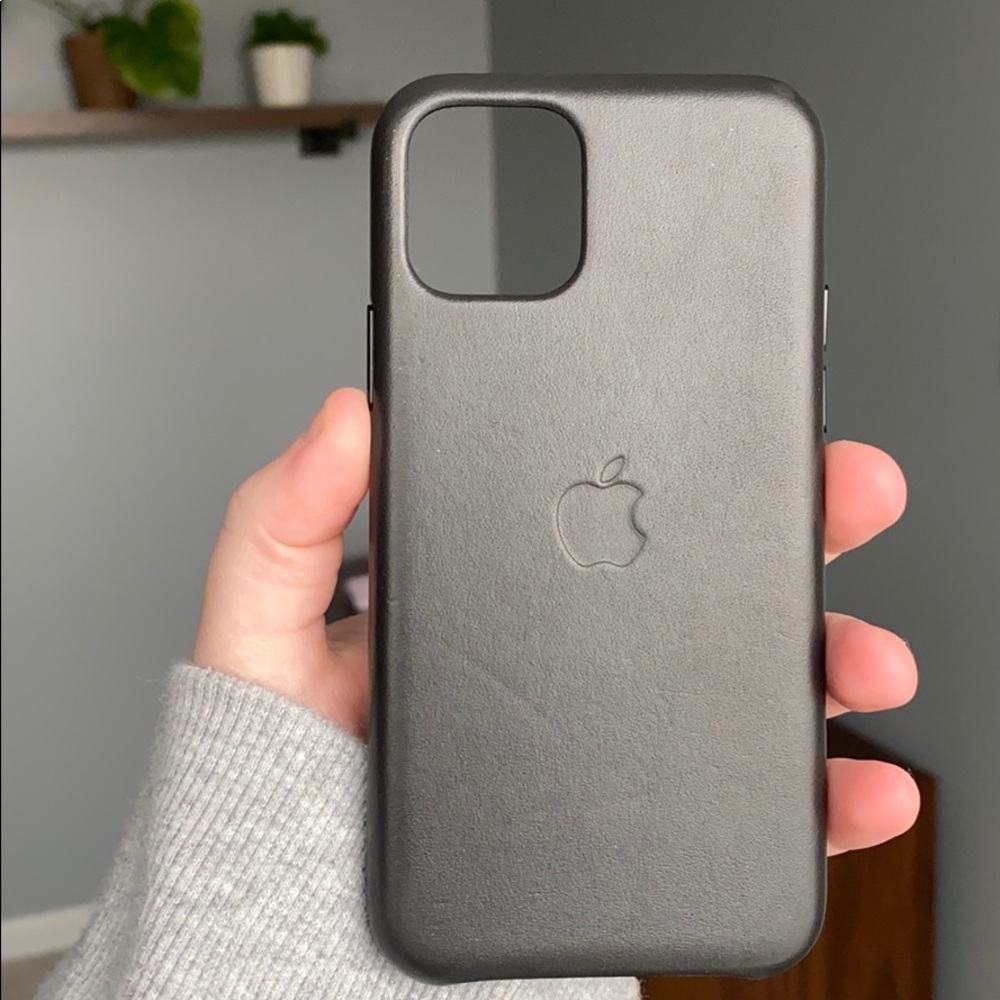 iPhone 11 Pro black apple phone case